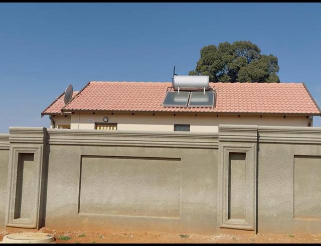 2 BEDROOM HOUSE FOR SALE IN WINDMILL PARK